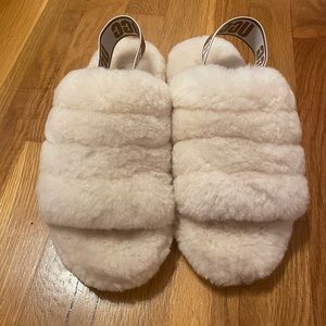 Ugg oh yeah slippers size 6